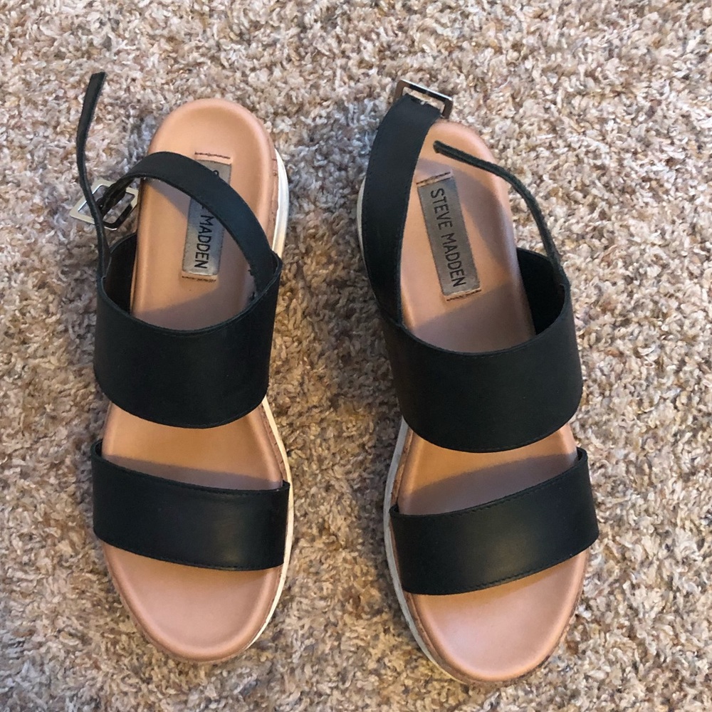 WEDGE HEELS